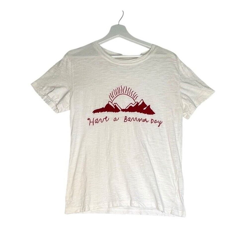 Have A BANNER DAY Sz M Off White Mountain Sun Embroidered 100% Cotton Top Tee